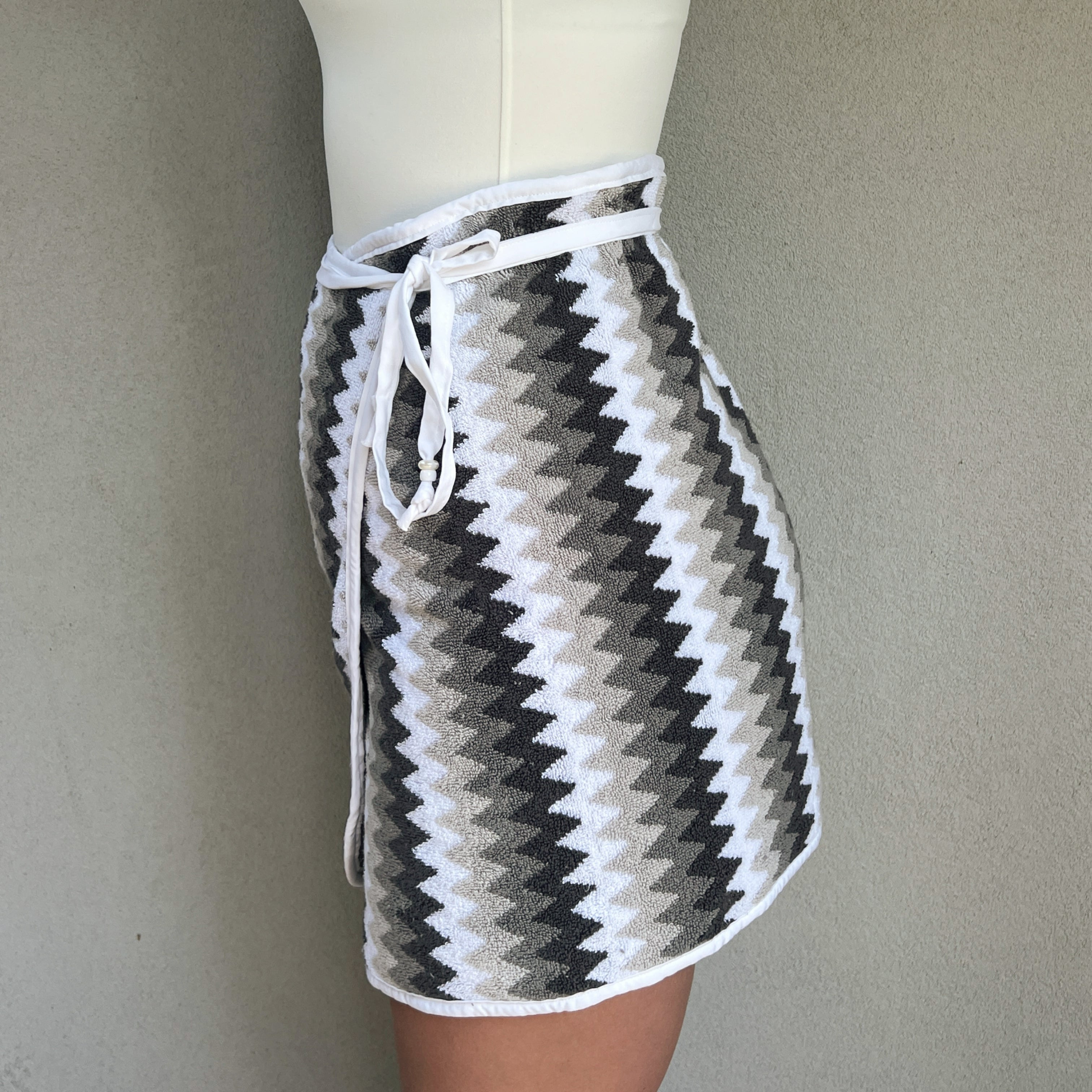 Grey Swell Reversible Skirt (10)